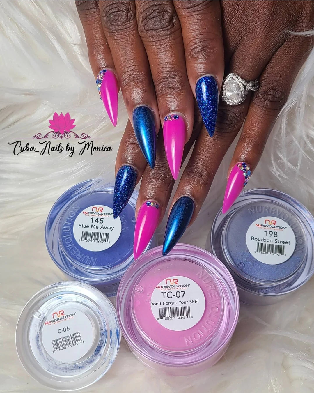 Trio set 145 Blue Me Away